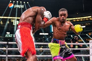 Spence stops Ugas to seize third welterweight belt