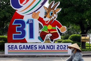 Vietnam opens SEA Games venues to spectators