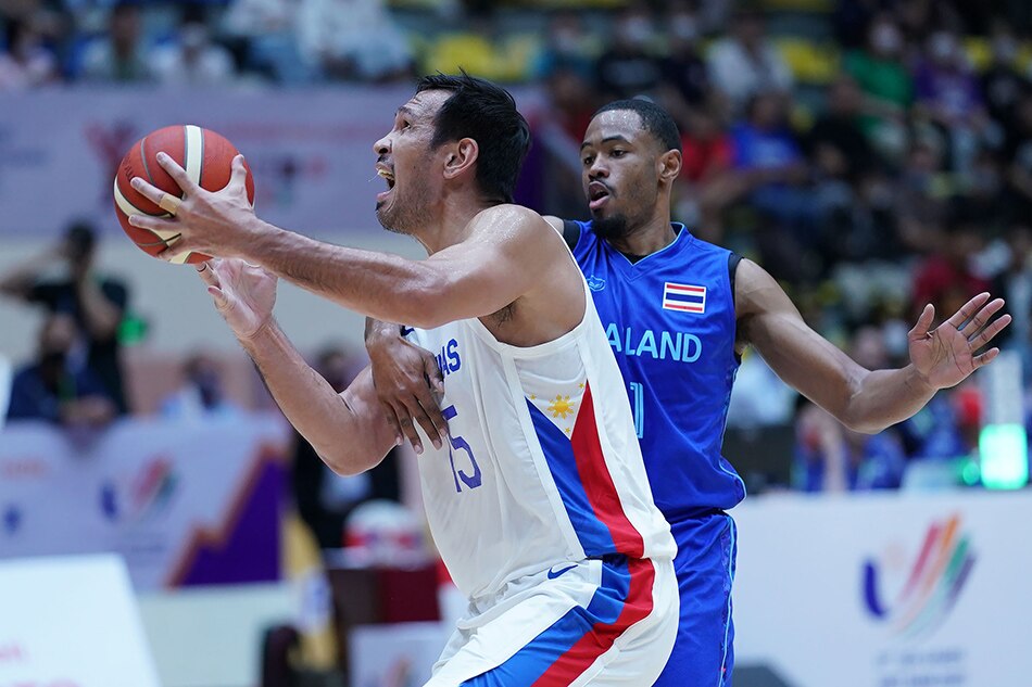 Junemar Fajardo in action against Thailand in the men's basketball tournament at the SEA Games on Monday. PSC/POC Media