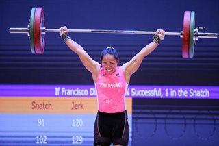 SEA Games: Hidilyn Diaz nadepensahan ang weightlifting title