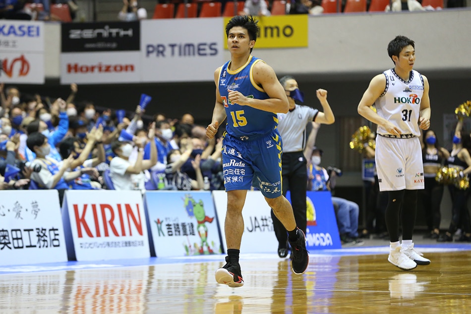 Kiefer Ravena in action for the Shiga Lakes. (c) B.LEAGUE