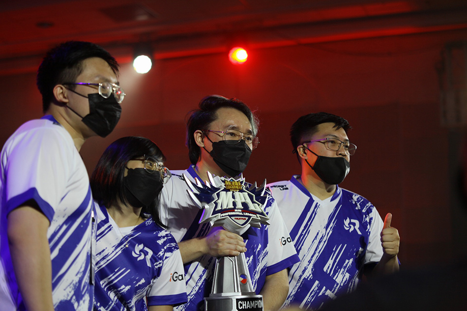 RSG Philippines head coach Brian 