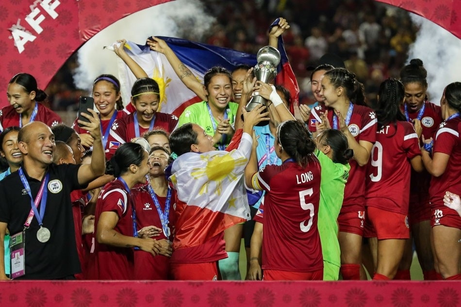 Football history! Filipinas defeat Thailand to lift AFF trophy 2