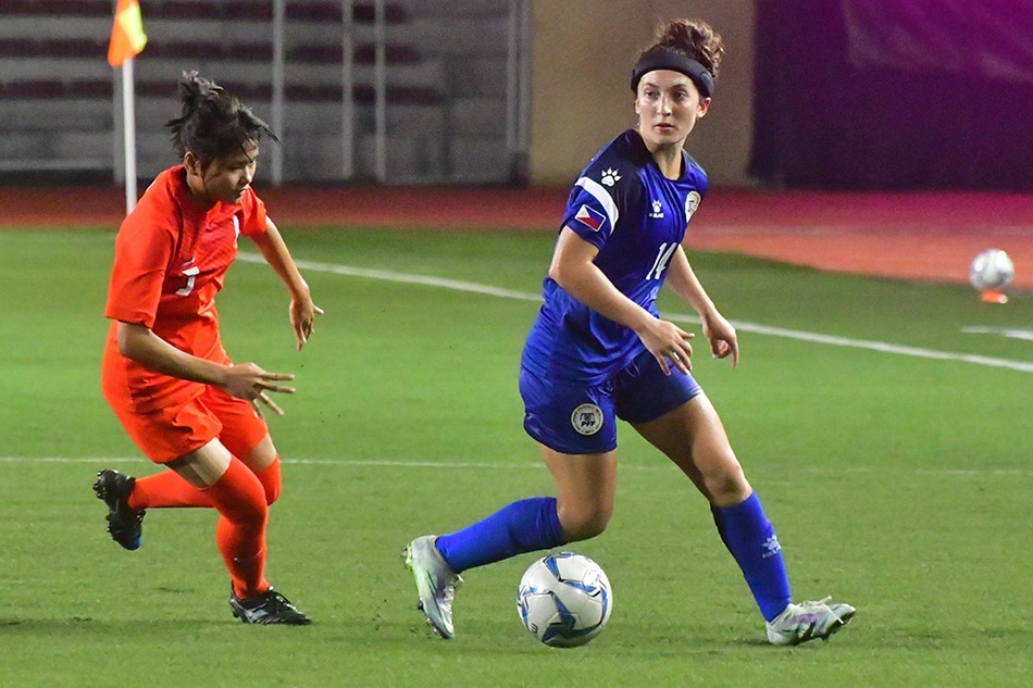 Isabella Flanigan (14) of the Philippines in action against Singapore in the ASEAN Football Federation (AFF) Women's Championship in Manila on July 6, 2022. Mark Demayo, ABS-CBN News