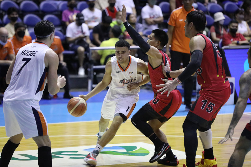 Aaron Black of Meralco attacks the defense of San Miguel Beer in Game 4 of their PBA Philippine Cup semifinal series. PBA Images. 
