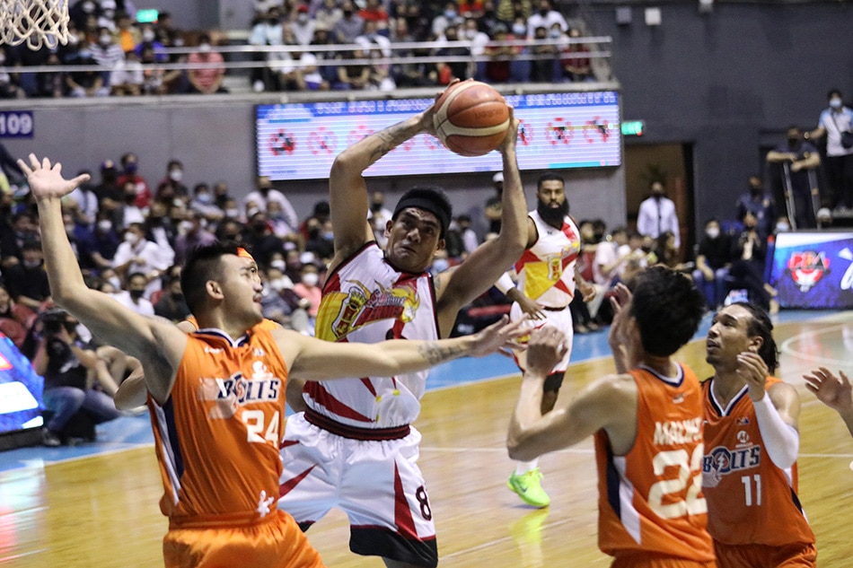 Vic Manuel was acquired for Arwind Santos in a blockbuster trade that marked the end of San Miguel's 'Death Five' era. PBA Images.