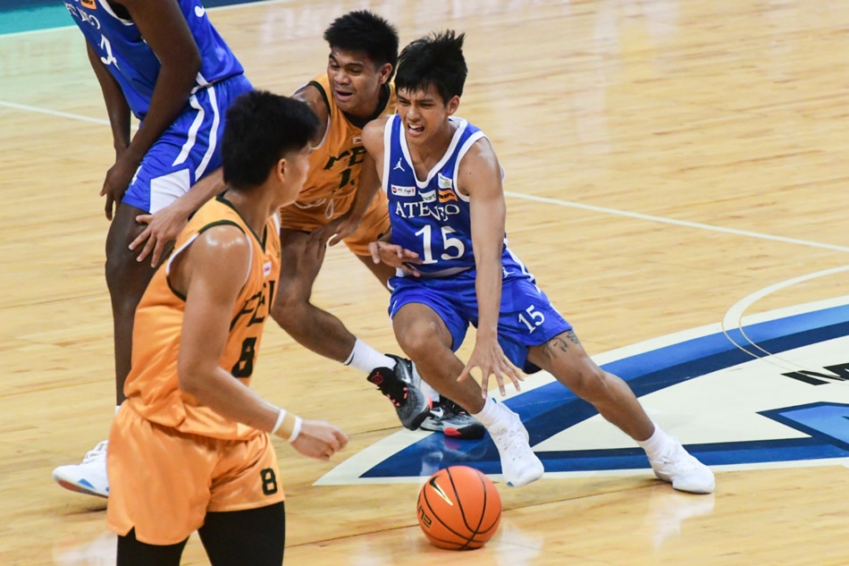 Ateneo point guard Forthsky Padrigao (15) in action against the FEU Tamaraws. Mark Demayo, ABS-CBN News.