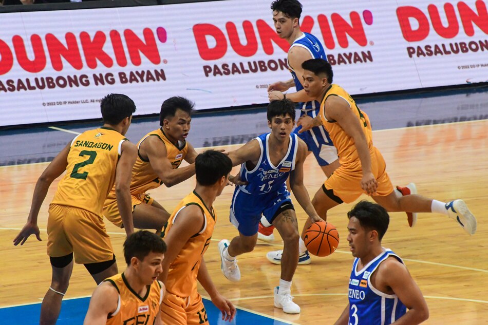 Ateneo point guard Forthsky Padrigao (15) in action against the FEU Tamaraws. Mark Demayo, ABS-CBN News.