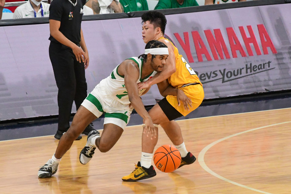 La Salle's Schonny Winston led the way in their big win against UST. Mark Demayo, ABS-CBN News.