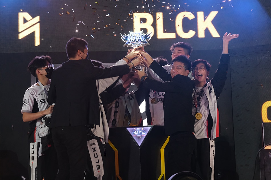 Blacklist International enter the stage ahead of the MPL Season 10 Grand Finals match against Echo PH. Courtesy: Blacklist International