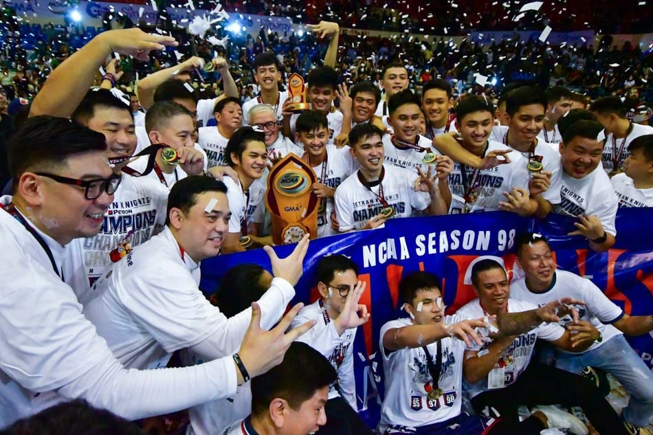 IN PHOTOS: Letran Knights Wear Basketball Crown Again | ABS-CBN News