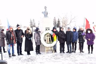 Filipino Canadians brave cold weather to mark Rizal's death anniversary