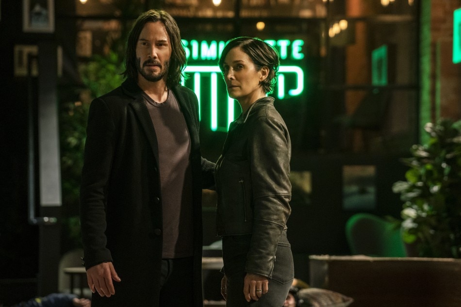 Keanu Reeves, Carrie-Anne Moss Reunite In 'The Matrix Resurrections ...