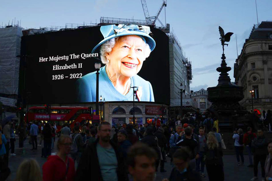 The passing of QE2