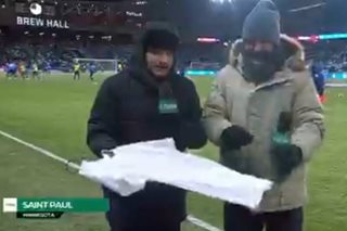 Shirt freezes during World Cup qualifier in Minnesota