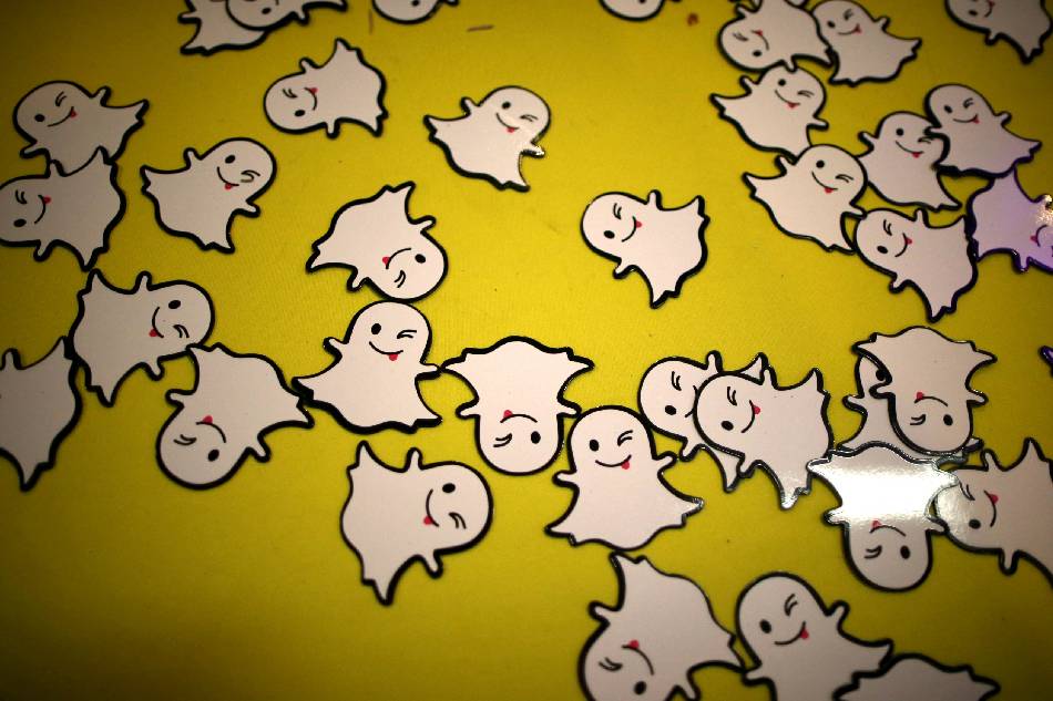 The logo of messaging app Snapchat is seen at a booth at TechFair LA, a technology job fair, in Los Angeles, California, US, January 26, 2017. Lucy Nicholson, Reuters/File Photo