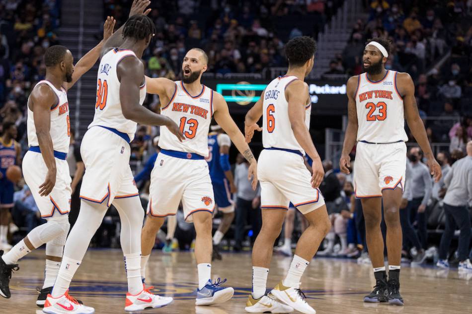 NBA: Randle's 28 points help Knicks get by Warriors | ABS-CBN News