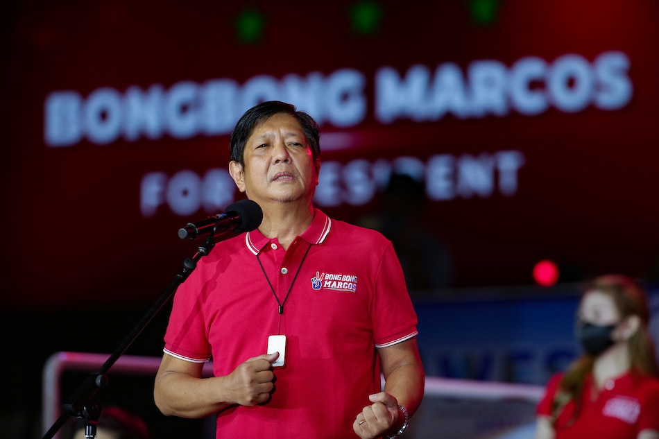 Presidential aspirant Ferdinand “Bongbong” Marcos Jr. addresses the crowd at the WES Arena in Punturin, Valenzuela City on Feb. 10, 2022. George Calvelo, ABS-CBN News/file