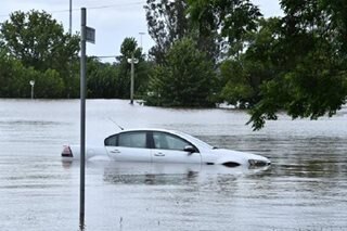 Sydney hit by more floods as heavy rain lashes Australia