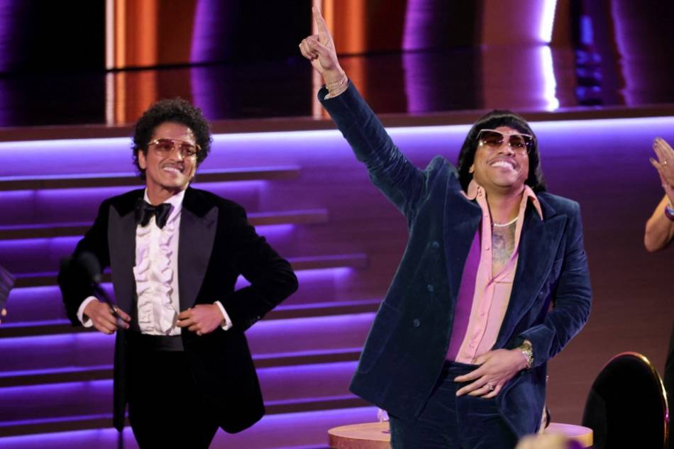 Bruno Mars desbanca Olivia Rodrigo no Grammy 2022; veja os vencedores - NSC  Total