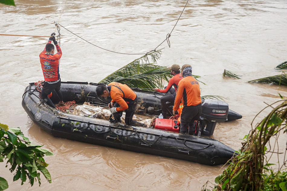 Members of the Bureau of Fire Protection, Philippine National Police, Philippine Army, Philippine Coastguard and volunteers from the local government unit conduct a Search, Rescue and Retrieval operation at Barangay Kantagnos, Baybay City, Leyte on April 12, 2022.  Photo courtesy of BFP Region VIII