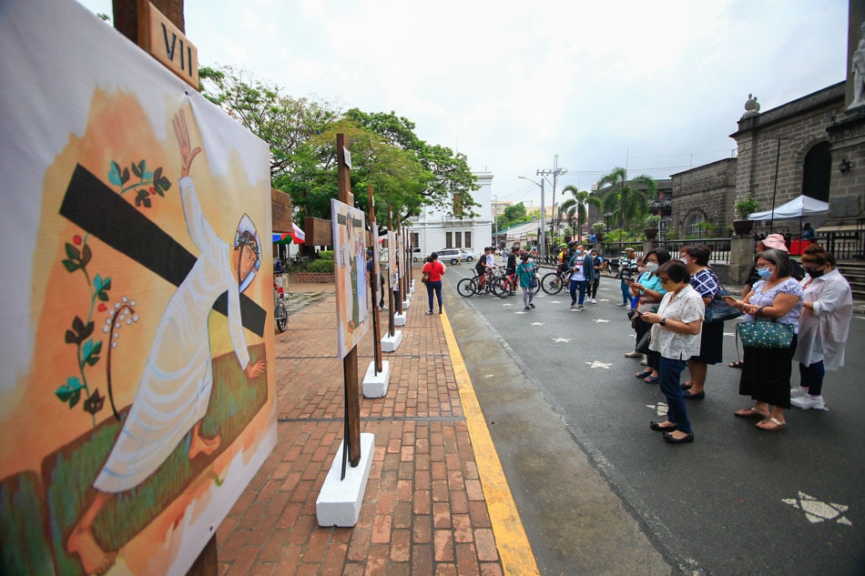 Stations of the Cross at Manila Cathedral