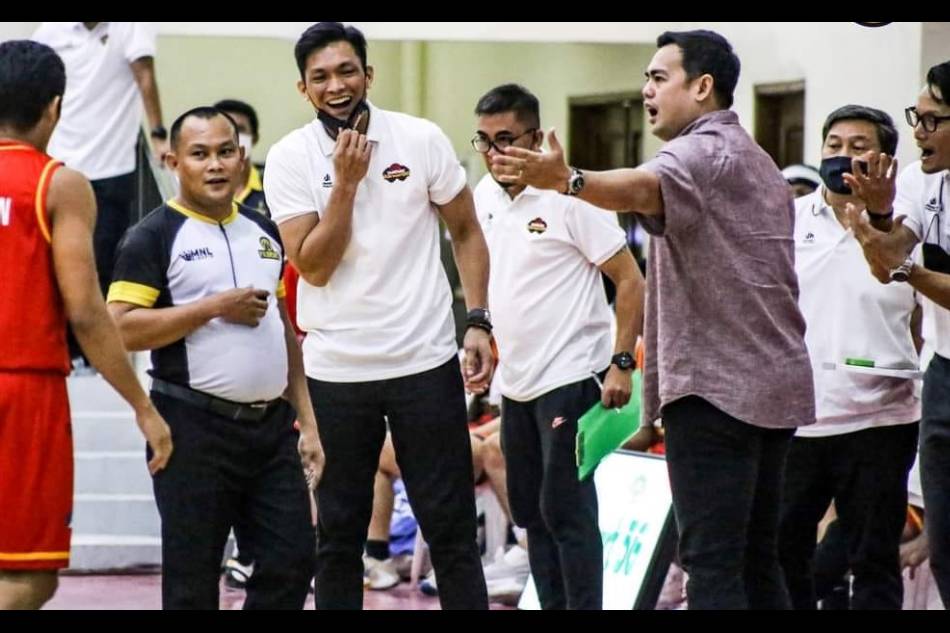 Since parting ways with their MPBL club, Tanduay coach Cholo Villanueva says he and his players are ‘better and wiser’ now in their new league. Handout