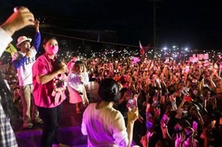 'Uupo na ako sa Malacañang': Robredo jests in Quezon rally