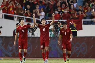 Vietnam erupts in celebration as SEAG hosts win football gold