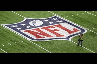 NFL: Broncos agree to record sale to Wal-Mart heir