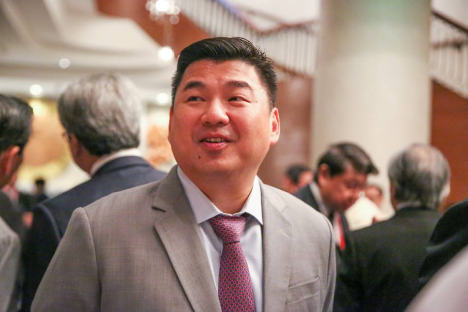 Udenna Corp Chairman and CEO Dennis Uy at the sidelines of the forum attended by Malaysian Prime Minister Mahathir Mohammed at the Makati, Shangri-La, March 7, 2019. Jonathan Cellona, ABS-CBN News/File 