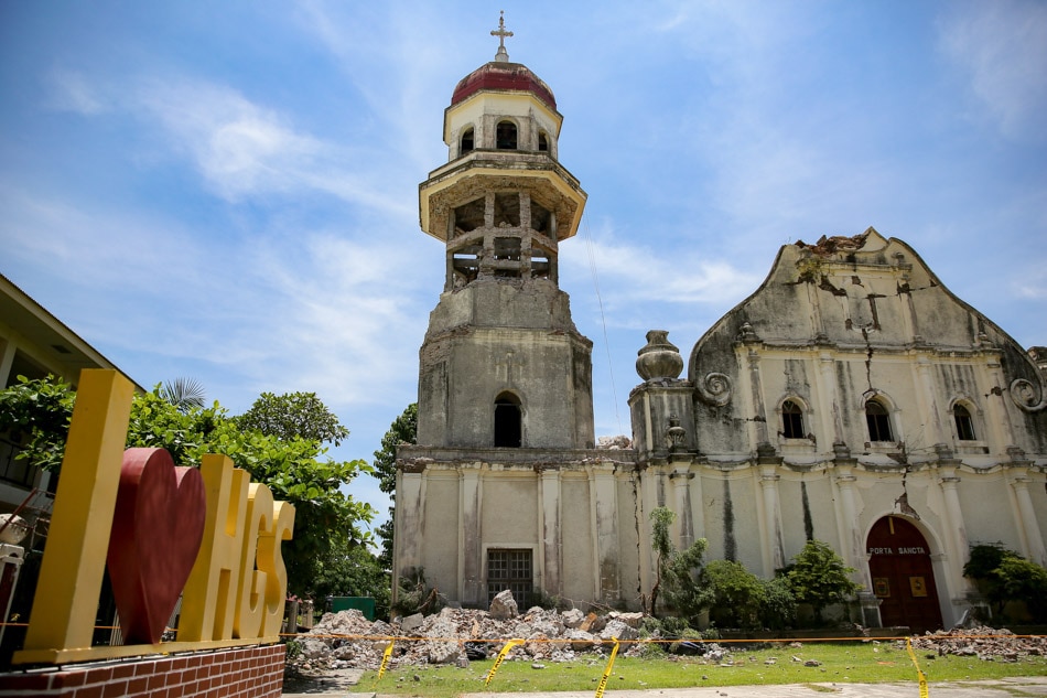 LOOK: Earthquake damages historical Tayum Church 1