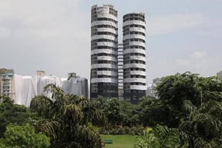 India to blow up illegal Twin Towers in developer crackdown