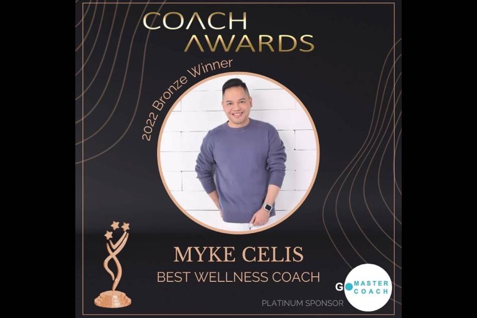 Pinoy life coach Myke Celis bags bronze in the 2022 Coach Awards. Photo: Hand out