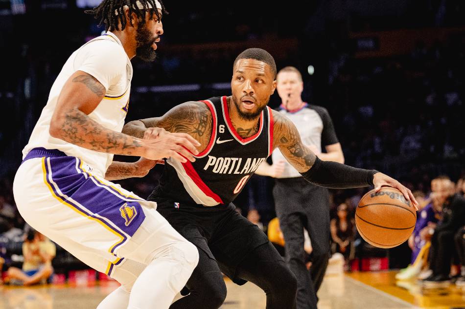 NBA: Lakers squander late lead in loss to Trail Blazers | ABS-CBN News