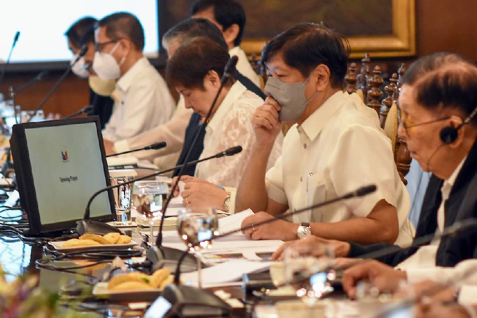 President Ferdinand Marcos, Jr. presides over the cabinet meeting at the Aguinaldo State Dining Room in Malacañan Palace, Manila on Oct. 25, 2022. Revoli Cortez, PPA Pool/File 