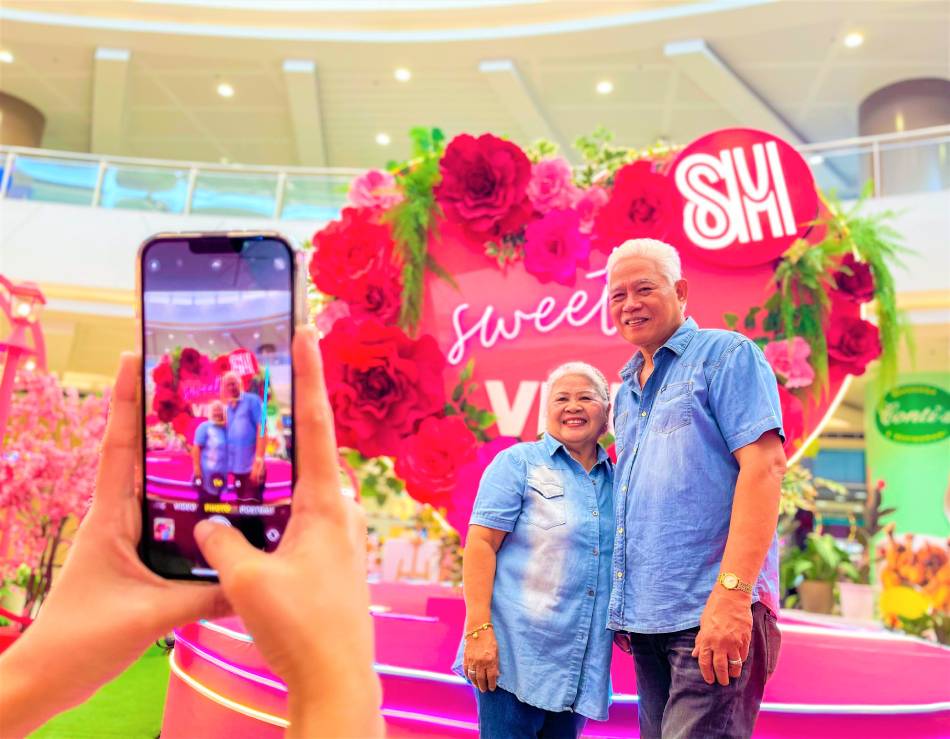 Valentine&#39;s Day for singles, couples, and fur babies 5