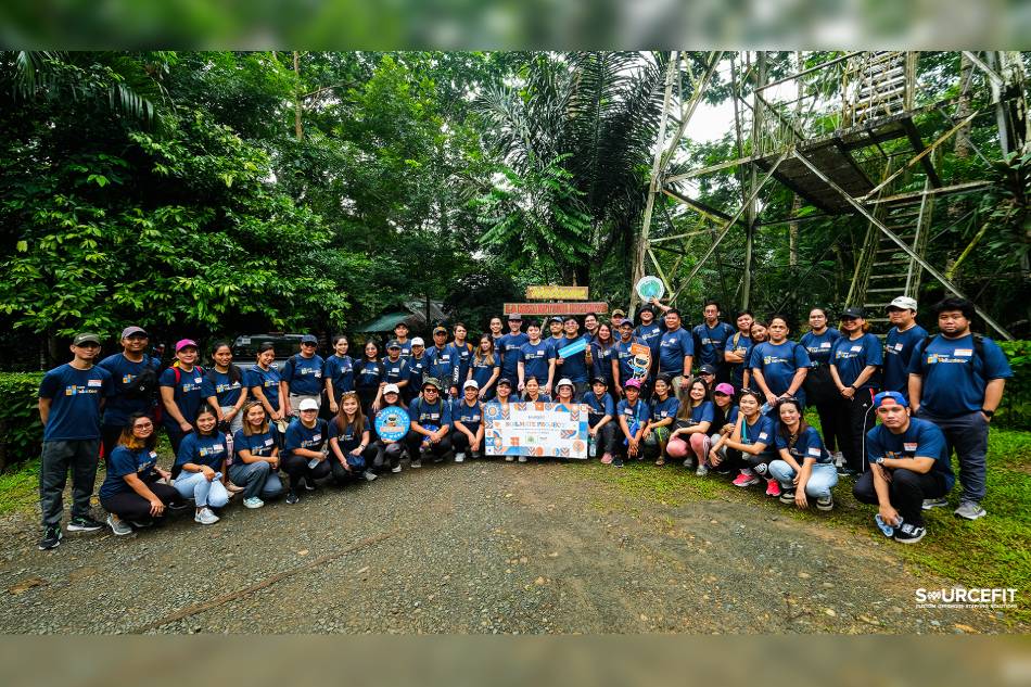 BPO employees green up La Mesa Nature Reserve's forest
