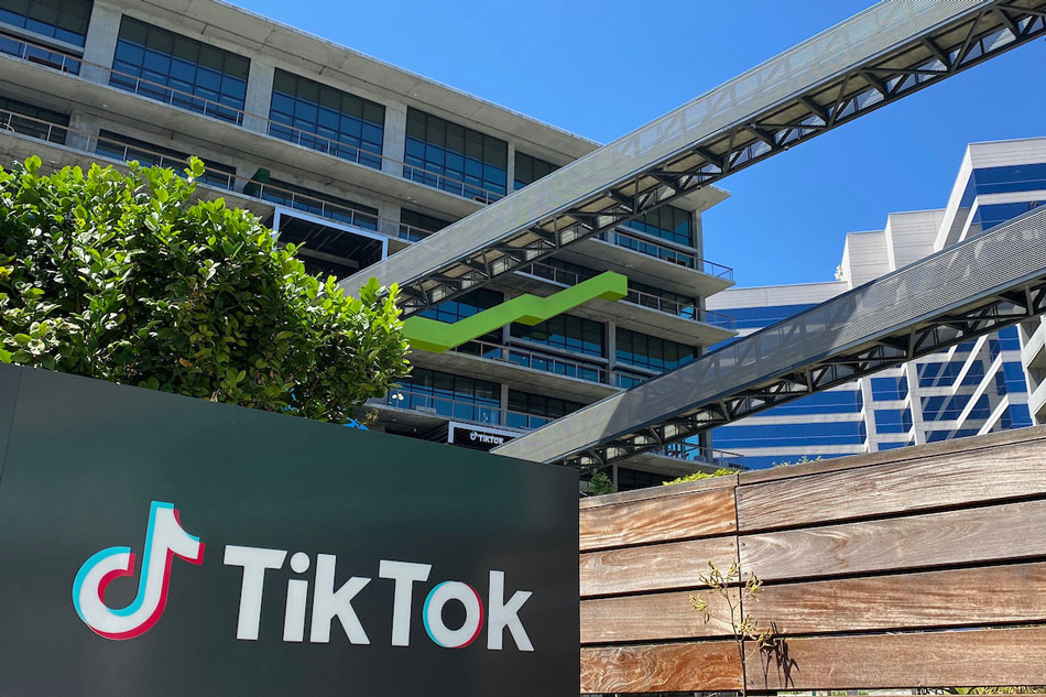 In this file photo taken on August 11, 2020, the logo of Chinese video app TikTok is seen on the side of the company's new office space at the C3 campus in Culver City, in the westside of Los Angeles. - Video app Tiktok said on August 22, 2020, it will challenge in court a Trump administration crackdown on the popular Chinese-owned service, which Washington accuses of being a national security threat. Chris Delmas, AFP