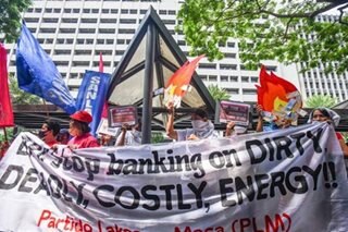 Bank urged to stop financing coal and gas
