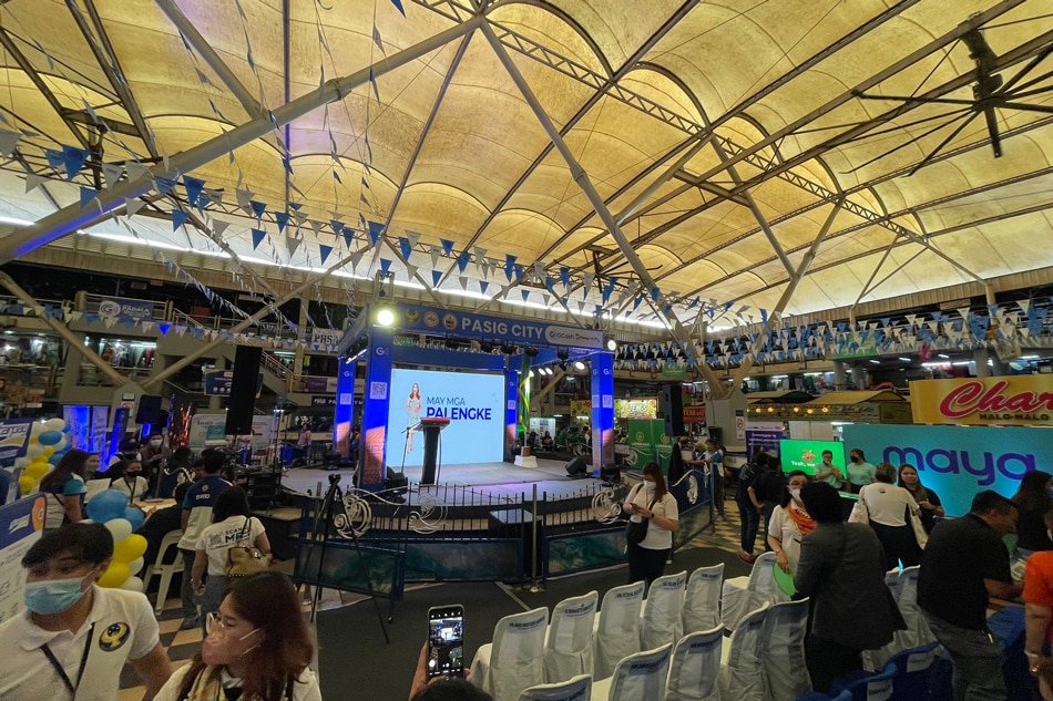 BSP launches Paleng-QR Ph plus in Pasig City to push for more digital/cashless transactions in wet markets on March 3, 2023. Warren De Guzman, ABS-CBN News
