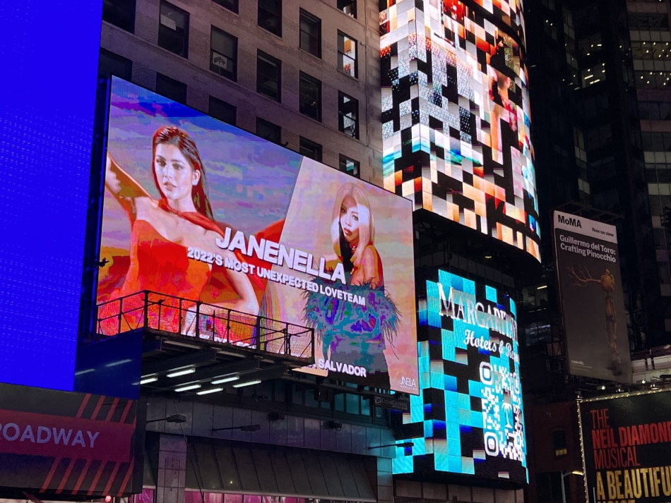Fans pay tribute to &#39;JaneNella&#39; with billboard in NYC 9