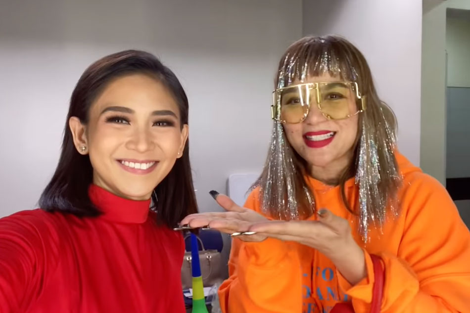 Sarah Geronimo and Georcelle Dapat-Sy in December 2019. Screenshot: YouTube/G-FORCE