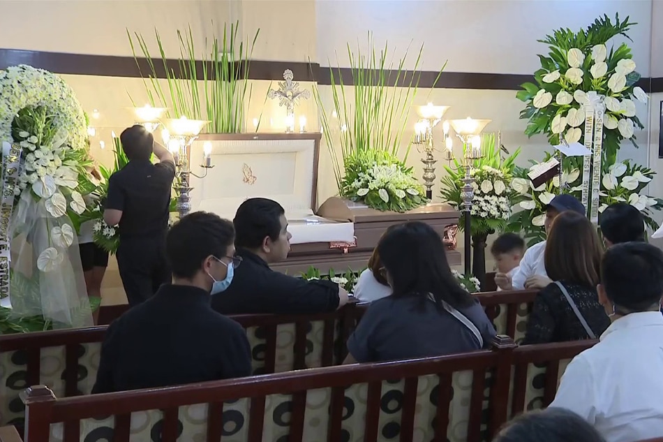 Celebrities Colleagues Pay Tribute To Mario Dumaual Abs Cbn News