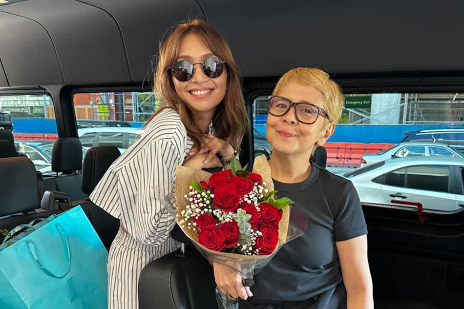 Kathryn, Dolly off to Hollywood for 'A Very Good Girl