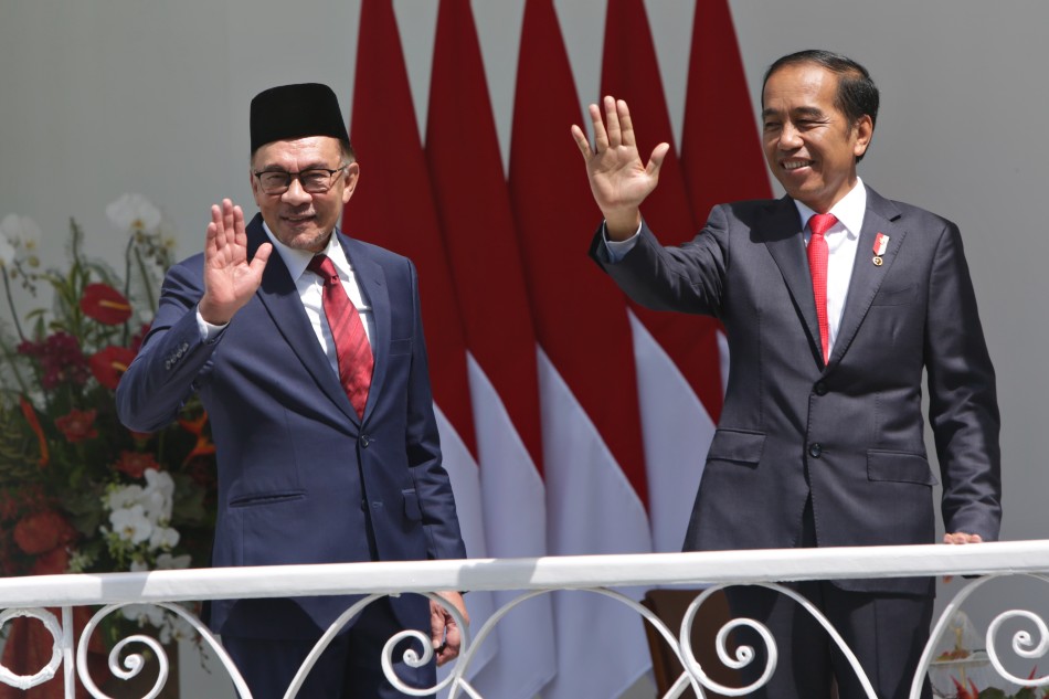 New Malaysia PM Anwar in Indonesia on first foreign trip ABSCBN News