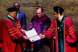 Anwar Ibrahim ginawaran ng honorary degree ng UP