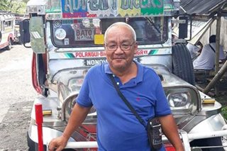 Tatay nag-alok ng libreng sakay sa pagpasa ng anak sa engineering exam