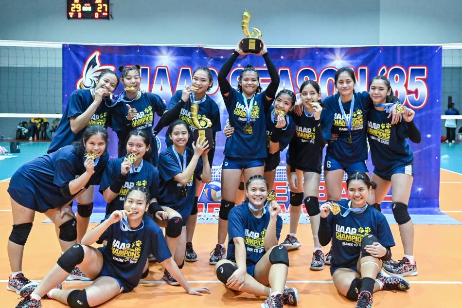 NU-Nazareth School emerged as champions in girls' volleyball behind veteran setter Abegail Pono. UAAP Media.