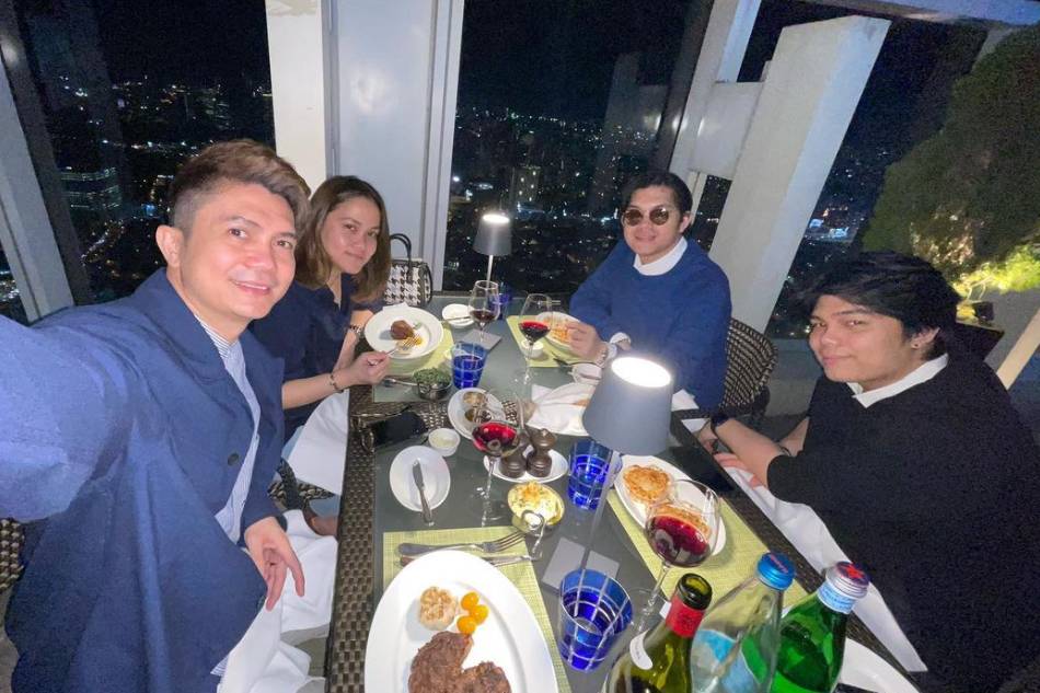 Vhong Navarro with his wife, Tanya Bautista, and his two sons from past relationships. Instagram: @vhongx44